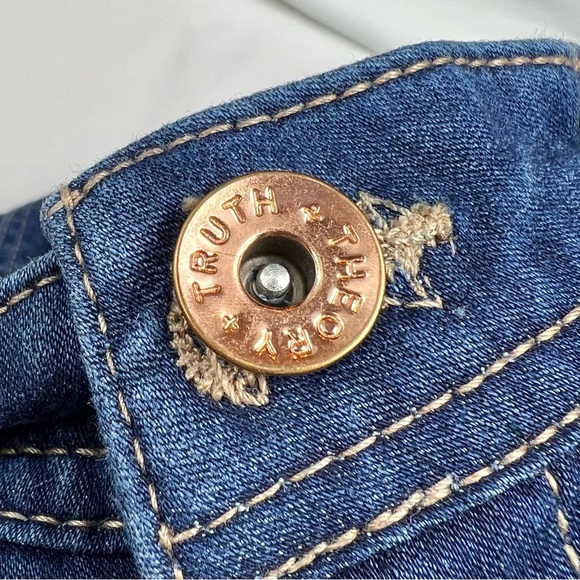 TRUTH + THEORY Cropped Whiskered Medium Dark Rivet Hem Jeans Size 12 - Picture 6 of 10